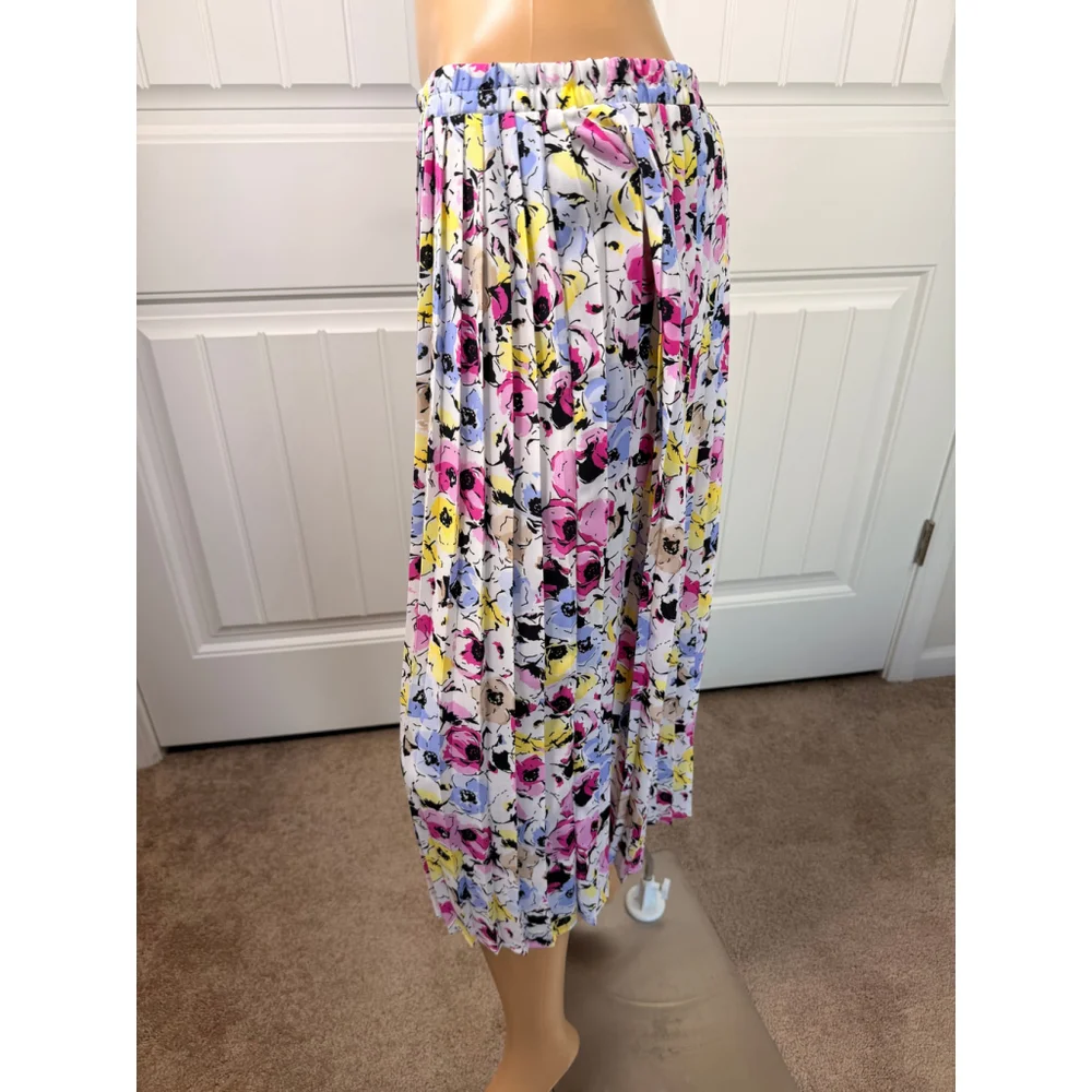 Womens DANA BUCHMAN Midi Skirt L White Floral Pleated Romantic Breezy Artsy Airy